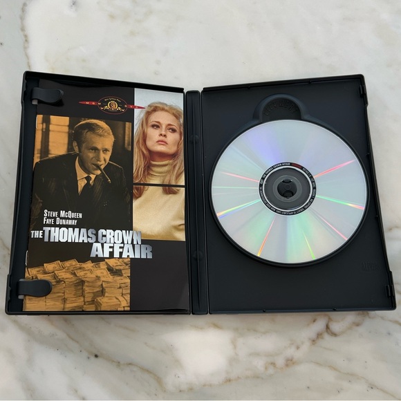 THE THOMAS CROWN AFFAIR DVD - Picture 2 of 3